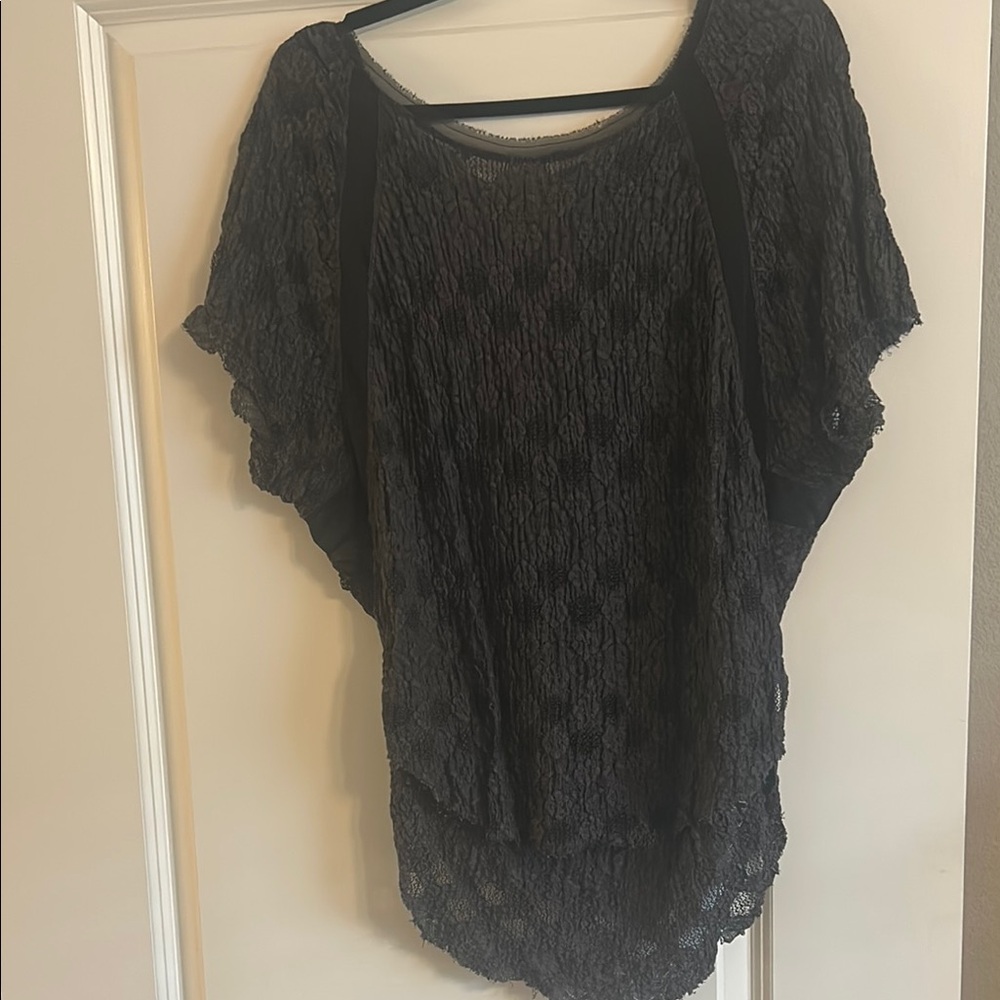 FREE PEOPLE Chic Black Textured Top